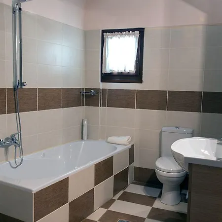 Mansion Terpou Guest house